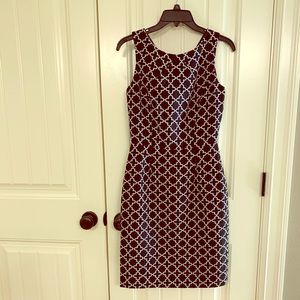 TAHARI dress, size small